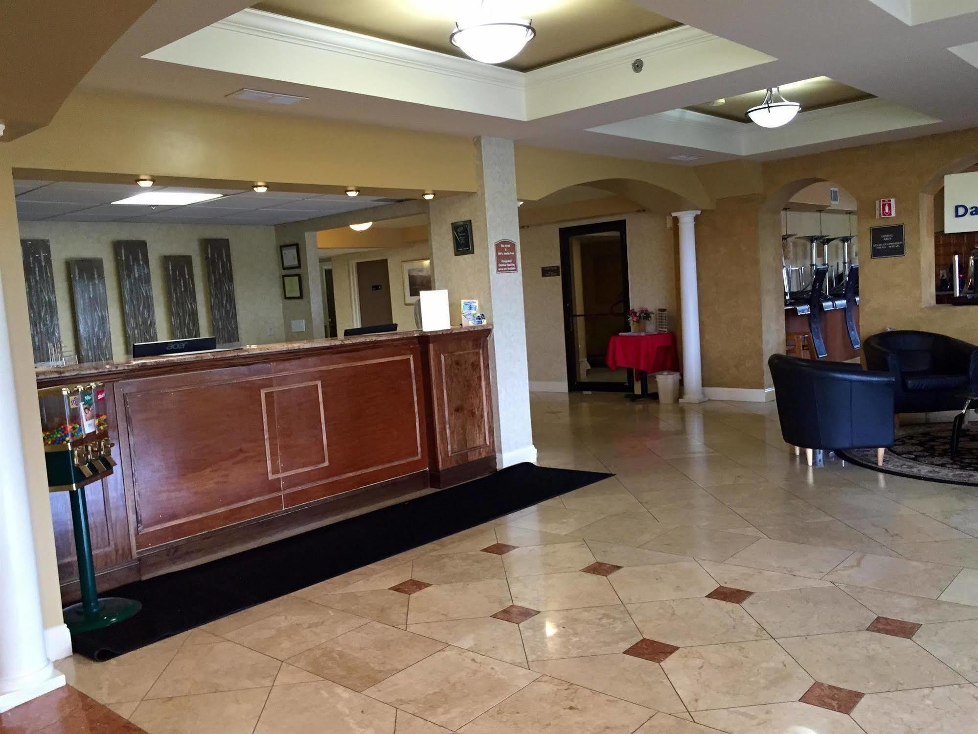 Hotel Wingate By Wyndham Fishkill Exterior foto